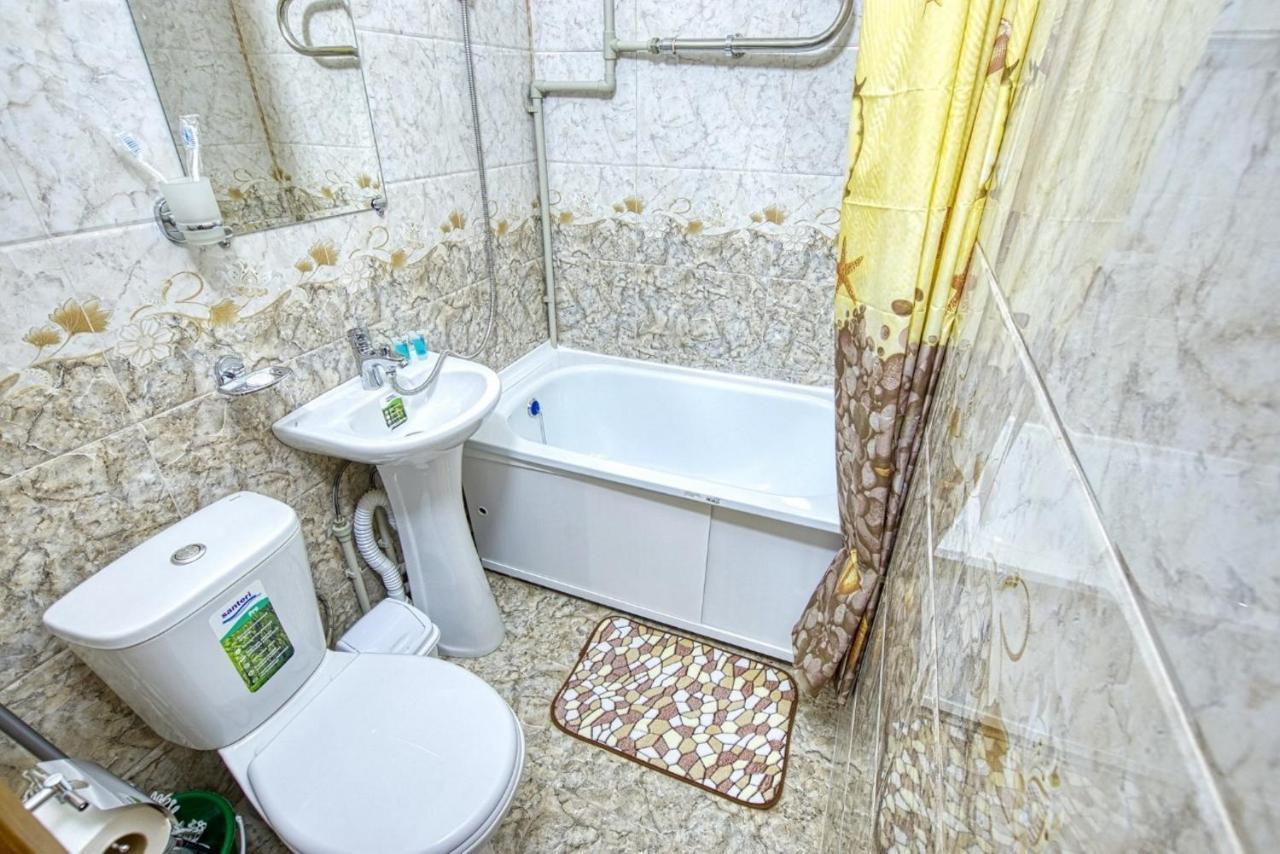 Апартаменты На Улице Клочкова, 128 Almaty Exterior photo